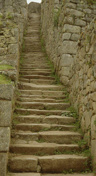 Durch die Lage auf dem Hgel bentigten die Inkas sehr viel Treppen
