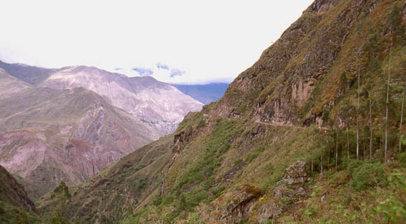 Der Weg vom Altiplano runter nach Sorata